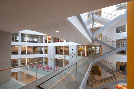 STIB,  Bruxelles   -  Arch. GLOBAL & ASSAR Architecs