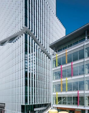 Malher 4,  Amsterdam  -  Arch. Rafael Vinoly.