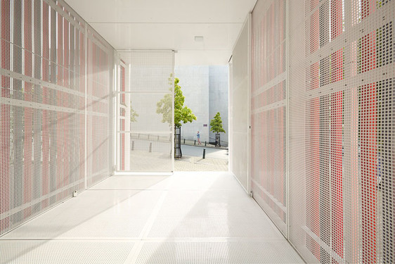 manger nielsen Architect

©Alexandre Van Battel