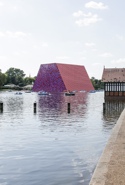 Le Mastaba de Londres, Christo